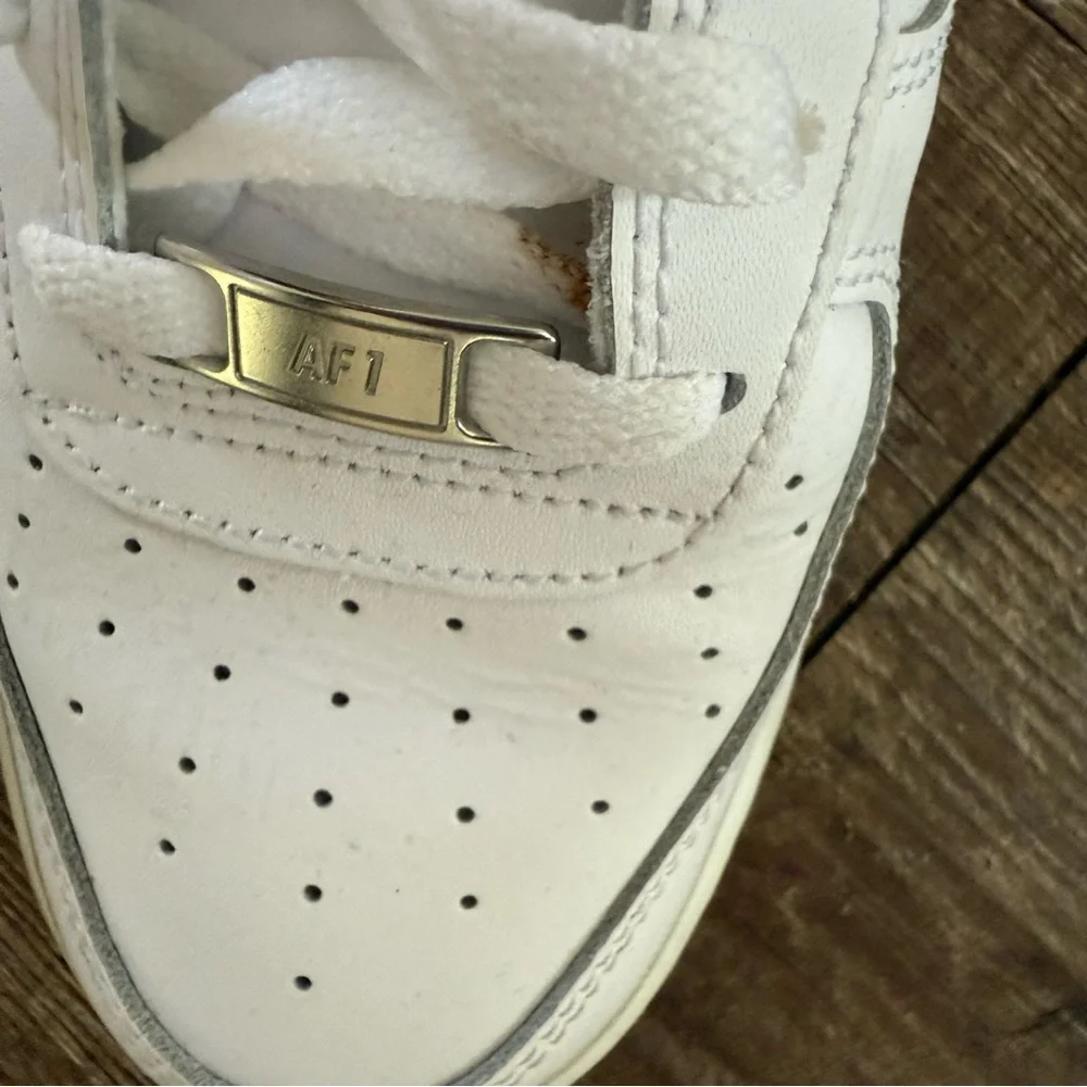 Nike Air Force 1 Shoes Youth Size 7 White Leather Sneakers Basketball Lace Up